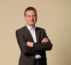 Dr. Lars Meyer-Pries (DATEV)
